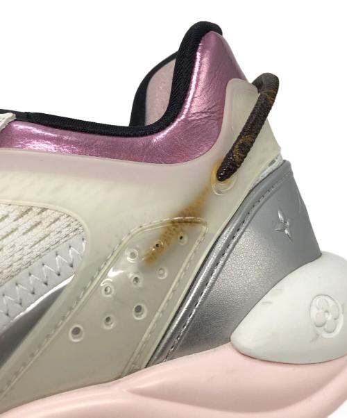 LOUIS VUITTON（ルイ ヴィトン）LOUIS VUITTON (ルイ ヴィトン) ラン55ライン ローカットスニーカー ホワイト×ピンク サイズ:39の古着・服飾アイテム