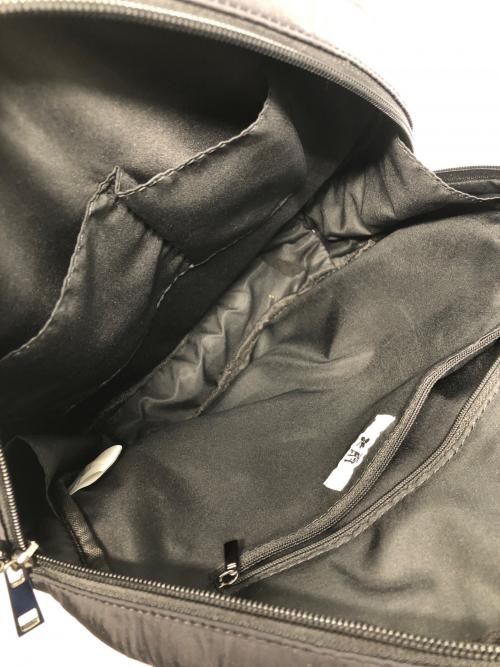 慈雨（ジウ）慈雨 (ジウ) バッグ ブラック サイズ:75の古着・服飾アイテム