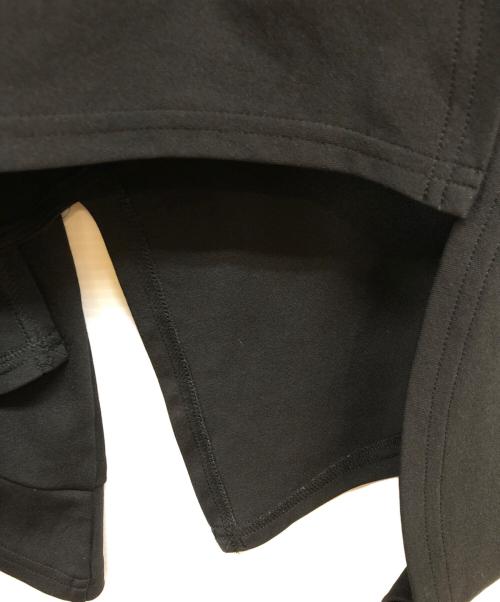 慈雨（ジウ）慈雨 (ジウ) 変形アシンメトリーバルーンカットソー ブラック サイズ:40の古着・服飾アイテム