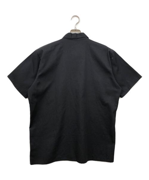 BEN DAVIS（ベンデイビス）BEN DAVIS (ベンデイビス) 半袖ジップシャツ ブラック サイズ:Lの古着・服飾アイテム