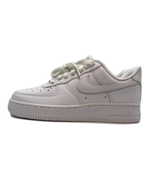 NIKE（ナイキ）NIKE (ナイキ) WMNS AIR FORCE 1 '07 ホワイト サイズ:24 未使用品の古着・服飾アイテム