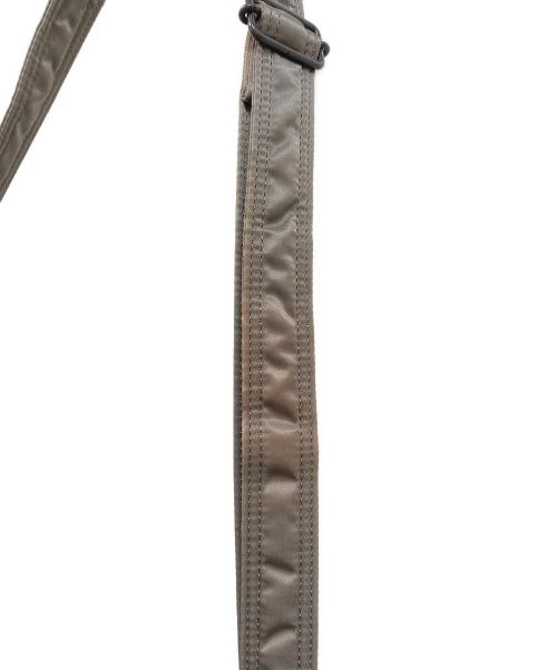 PORTER（ポーター）PORTER (ポーター) タンカー ハーフムーン ショルダーバッグ グレーの古着・服飾アイテム