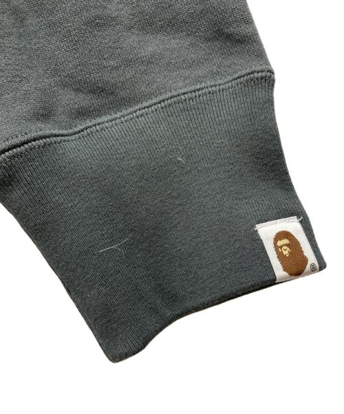 A BATHING APE（アベイシングエイプ）A BATHING APE (アベイシングエイプ) クルーネックスウェット グレー サイズ:Mの古着・服飾アイテム