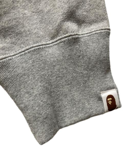 A BATHING APE（アベイシングエイプ）A BATHING APE (アベイシングエイプ) MILO BORG RELAXED FIT CREWNECK SWEATSHIRT グレー サイズ:Lの古着・服飾アイテム