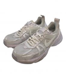 NIKE（ナイキ）の古着「W V2K RUN」｜ホワイト