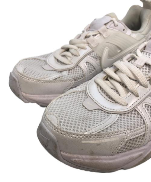 NIKE（ナイキ）NIKE (ナイキ) W V2K RUN ホワイト サイズ:24の古着・服飾アイテム