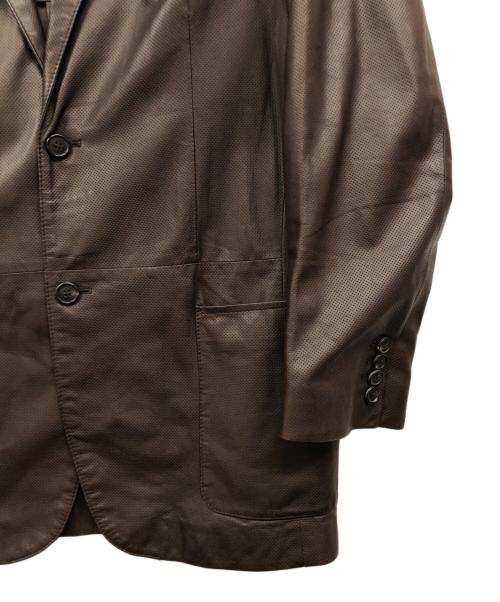 VALENTINO（ヴァレンティノ）VALENTINO (ヴァレンティノ) パンチングレザーテーラードジャケット ブラウン サイズ:52の古着・服飾アイテム