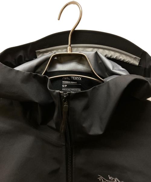 ARC'TERYX（アークテリクス）ARC'TERYX (アークテリクス) BETA JACKET W ブラック サイズ:Ｓの古着・服飾アイテム