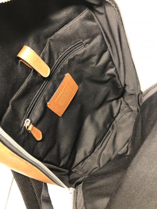COACH（コーチ）COACH (コーチ) CHARLES SLIM バックパック ブラウンの古着・服飾アイテム