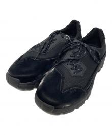NEGATIVETHREE（ネガティブスリー）の古着「CURVED LACE SNEAKERS」｜ブラック