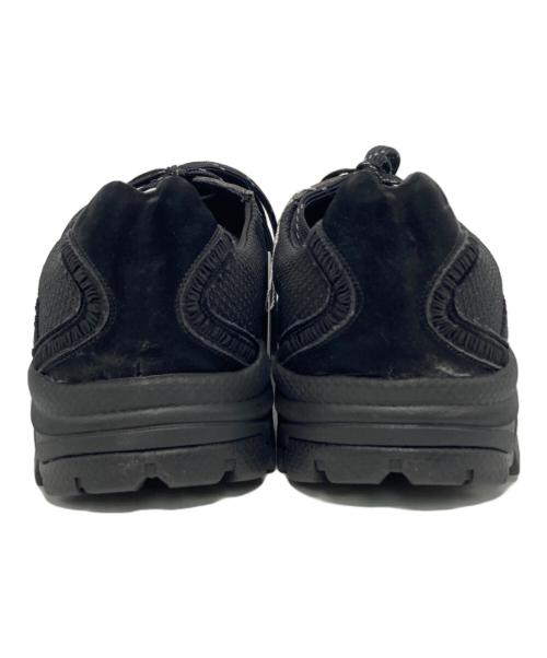 NEGATIVETHREE（ネガティブスリー）NEGATIVETHREE (ネガティブスリー) CURVED LACE SNEAKERS ブラック サイズ:27㎝ 未使用品の古着・服飾アイテム