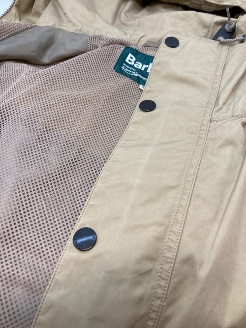 Barbour（バブアー）Barbour (バブアー) KAPTAIN SUNSHINE (キャプテンサンシャイン) 別注 Hooded Mountain Parka ベージュ サイズ:36の古着・服飾アイテム
