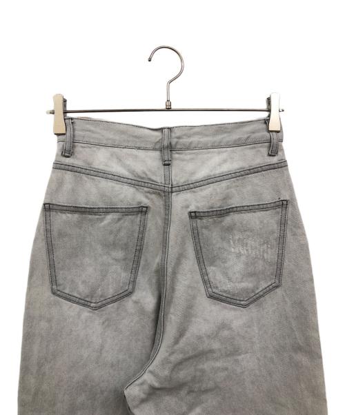 YENN（イエン）YENN (イエン) HIGH RISE TUCK WIDE PANTS グレー サイズ:36の古着・服飾アイテム