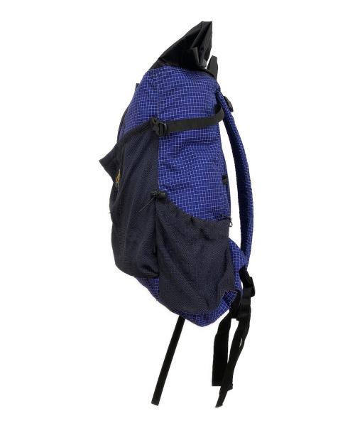 CMF OUTDOOR GARMENT（コンフィーアウトドアガーメント）CMF OUTDOOR GARMENT (コンフィーアウトドアガーメント) バックパック ブルーの古着・服飾アイテム