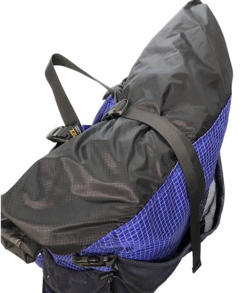 CMF OUTDOOR GARMENT（コンフィーアウトドアガーメント）CMF OUTDOOR GARMENT (コンフィーアウトドアガーメント) バックパック ブルーの古着・服飾アイテム