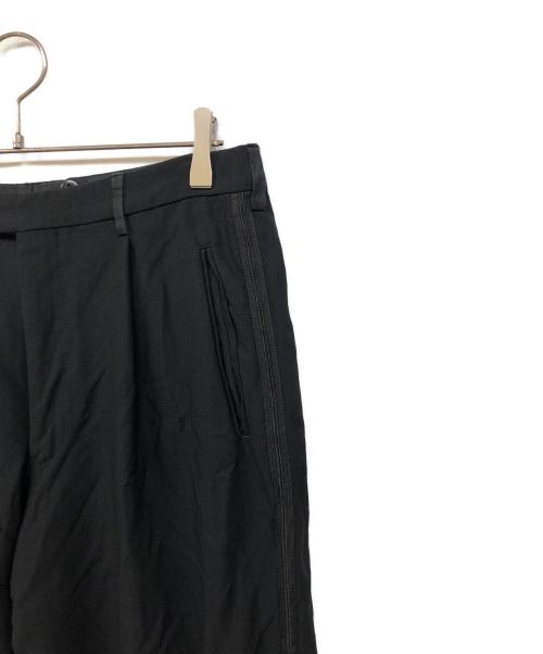 ARMANI（アルマーニ）ARMANI (アルマーニ) サイドラインスラックス ブラック サイズ:48の古着・服飾アイテム