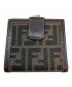FENDI (フェンディ) ズッカ柄 がま口コンパクトウォレット ベージュ：13000円