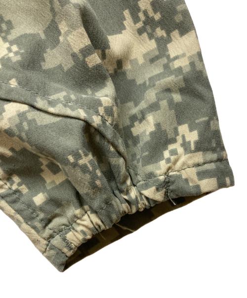 US ARMY（ユーエスアーミー）US ARMY (ユーエスアーミー) デジタルカモミリタリージャケット グレー サイズ:Mの古着・服飾アイテム