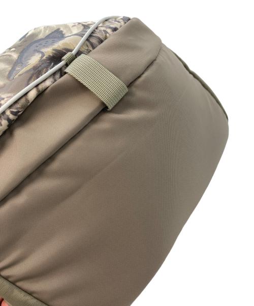 Patagonia（パタゴニア）Patagonia (パタゴニア) REFUGIO DAYPACK カーキ 未使用品の古着・服飾アイテム