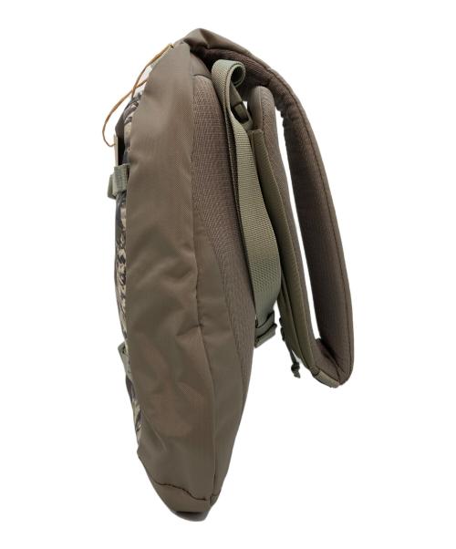 Patagonia（パタゴニア）Patagonia (パタゴニア) ATOM SLING 8L カーキ 未使用品の古着・服飾アイテム
