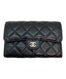 CHANEL（シャネル）の古着「マトラッセココマークウォレット」｜ブラック