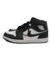 NIKE (ナイキ) Air Jordan 1 Mid 