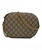 GUCCIグッチ）の古着「GGスプリーム ミニ チェーンバッグ」｜ベージュ×ブラウン