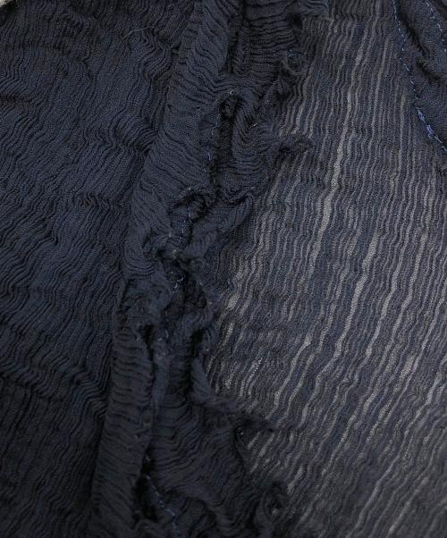 me ISSEY MIYAKE（ミーイッセイ ミヤケ）me ISSEY MIYAKE (ミーイッセイ ミヤケ) プリーツ アンサンブル セットスカートアップ ネイビー サイズ:記載なしの古着・服飾アイテム