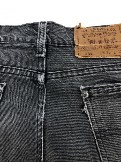 LEVI'S（リーバイス）LEVI'S (リーバイス) 505ブラックデニム ブラック サイズ:36×32の古着・服飾アイテム