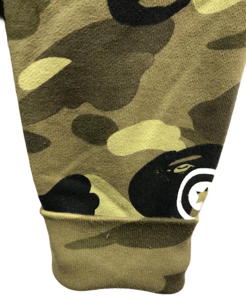 A BATHING APE（アベイシングエイプ）A BATHING APE (アベイシングエイプ) 1st CAMO SHARK FULL ZIP HOODIE カーキ サイズ:XLの古着・服飾アイテム