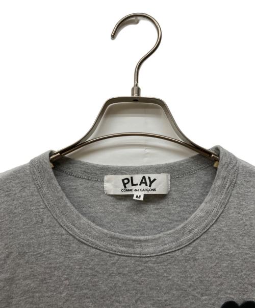 PLAY COMME des GARCONS（プレイコムデギャルソン）PLAY COMME des GARCONS (プレイコムデギャルソン) ハートパッチ ロングスリーブカットソー グレー サイズ:Mの古着・服飾アイテム