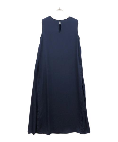 theory（セオリー）theory (セオリー) サテンサイドプリーツワンピース ネイビー サイズ:Pの古着・服飾アイテム