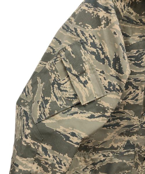 US ARMY（ユーエスアーミー）US ARMY (ユーエスアーミー) デジタルタイガーカモパーカー カーキ サイズ:MEDIUM REGULARの古着・服飾アイテム