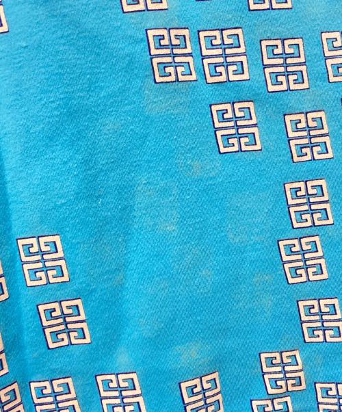 GIVENCHY（ジバンシィ）GIVENCHY (ジバンシィ) リンガーTシャツ ブルー サイズ:FREEの古着・服飾アイテム