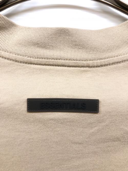 Fear Of God（フィア・オブ・ゴッド）Fear Of God (フィア・オブ・ゴッド) ESSENTIALS ロングスリーブカットソー ベージュ サイズ:Mの古着・服飾アイテム