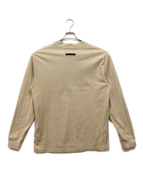 Fear Of God（フィア・オブ・ゴッド）Fear Of God (フィア・オブ・ゴッド) ESSENTIALS ロングスリーブカットソー ベージュ サイズ:Mの古着・服飾アイテム