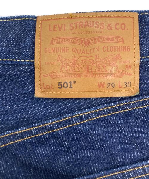 LEVI'S（リーバイス）LEVI'S (リーバイス) 501 Shrink to fit デニムパンツ インディゴ サイズ:29×30の古着・服飾アイテム