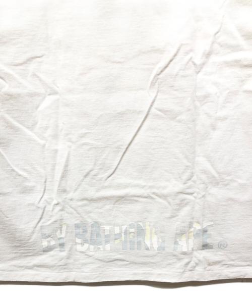 A BATHING APE（アベイシングエイプ）A BATHING APE (アベイシングエイプ) Color Camo Ape Face Tee ホワイト サイズ:Lの古着・服飾アイテム