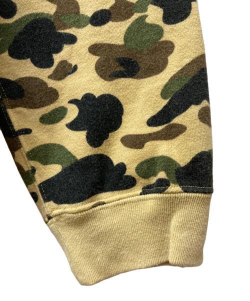 A BATHING APE（アベイシングエイプ）A BATHING APE (アベイシングエイプ) 1st Camo ジップパーカー ベージュ サイズ:Ｍの古着・服飾アイテム