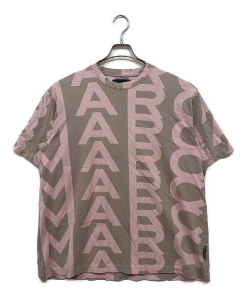 MARC JACOBS（マークジェイコブス）MARC JACOBS (マークジェイコブス) Monogram Big Tシャツ ピンク サイズ:Sの古着・服飾アイテム