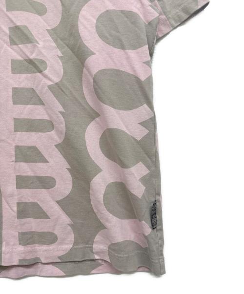 MARC JACOBS（マークジェイコブス）MARC JACOBS (マークジェイコブス) Monogram Big Tシャツ ピンク サイズ:Sの古着・服飾アイテム