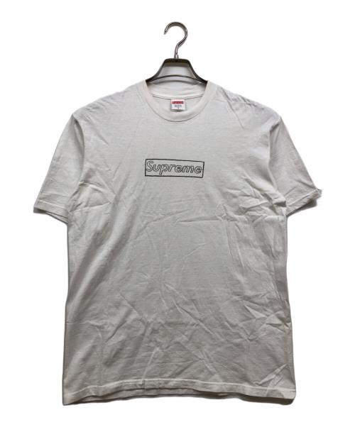 SUPREME（シュプリーム）Supreme (シュプリーム) KAWS Chalk Logo Tee ホワイト サイズ:Mの古着・服飾アイテム