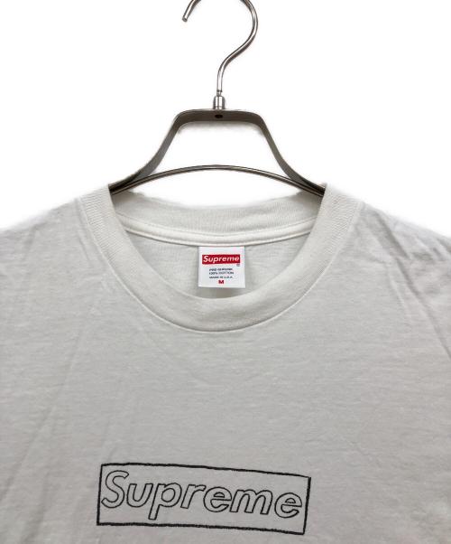 SUPREME（シュプリーム）Supreme (シュプリーム) KAWS Chalk Logo Tee ホワイト サイズ:Mの古着・服飾アイテム