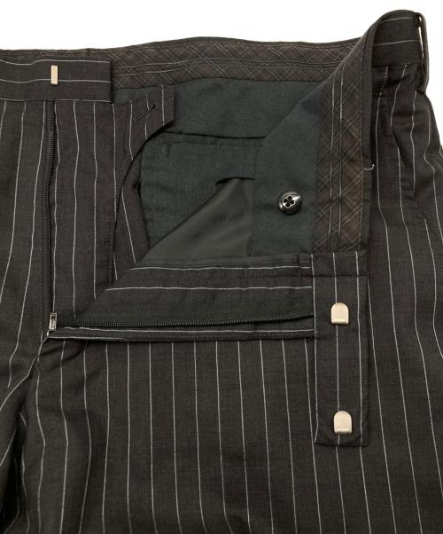 BURBERRY BLACK LABEL（バーバリーブラックレーベル）BURBERRY BLACK LABEL (バーバリーブラックレーベル) SUPER 100's ストライプセットアップ ブラック サイズ:40Lの古着・服飾アイテム