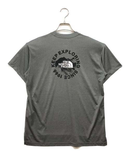THE NORTH FACE（ザ ノース フェイス）THE NORTH FACE (ザ ノース フェイス) 半袖 ショートスリーブウォータースムースティー グレー サイズ:S 未使用品の古着・服飾アイテム