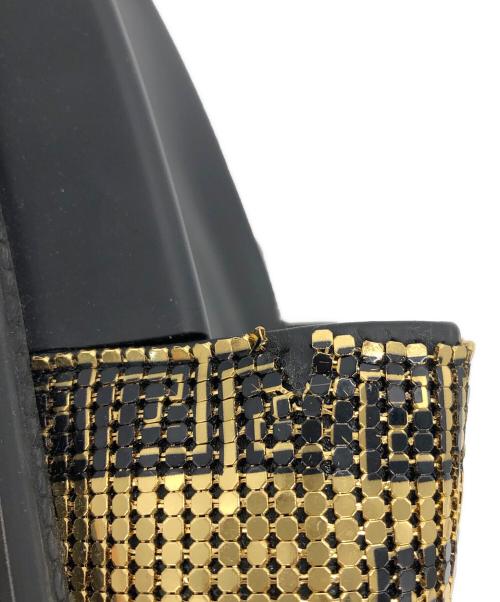 FENDI（フェンディ）FENDI (フェンディ) VERSACE (ヴェルサーチェ) シャワーサンダル ゴールド×ブラック サイズ:36の古着・服飾アイテム