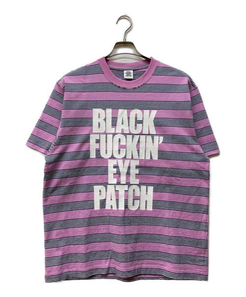 BlackEyePatch（ブラックアイパッチ）BlackEyePatch (ブラックアイパッチ) BFEP Striped Tee ピンク サイズ:Lの古着・服飾アイテム