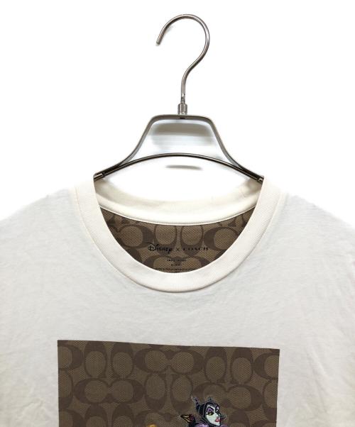 COACH（コーチ）COACH (コーチ) Disney (ディズニー) シグネチャー スリーピング ビューティー Tシャツ ホワイト サイズ:Sの古着・服飾アイテム