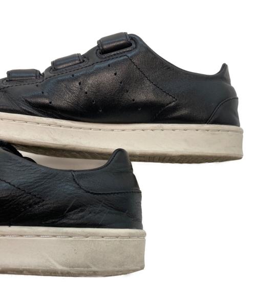 YOHJI YAMAMOTO（ヨウジヤマモト）YOHJI YAMAMOTO (ヨウジヤマモト) STAN SMITH VELC ホワイト×ブラック サイズ:25.5の古着・服飾アイテム