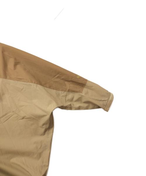 THE NORTH FACE（ザ ノース フェイス）THE NORTH FACE (ザ ノース フェイス) タグアン ポンチョ レインコート ベージュ サイズ:Mの古着・服飾アイテム